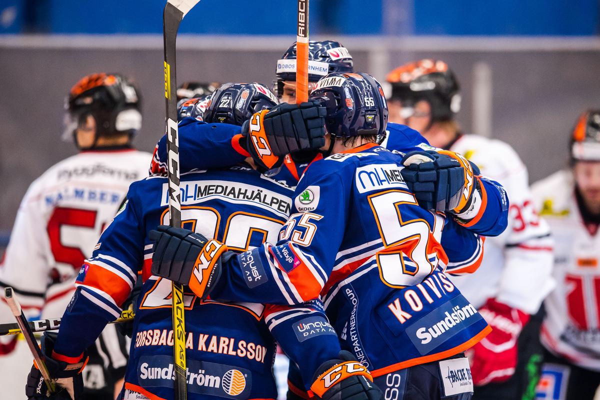 Örebro Hockey: 
    Målvaktsspöke och tredje raka förlusten – Örebro nollat för första gången denna säsong
  