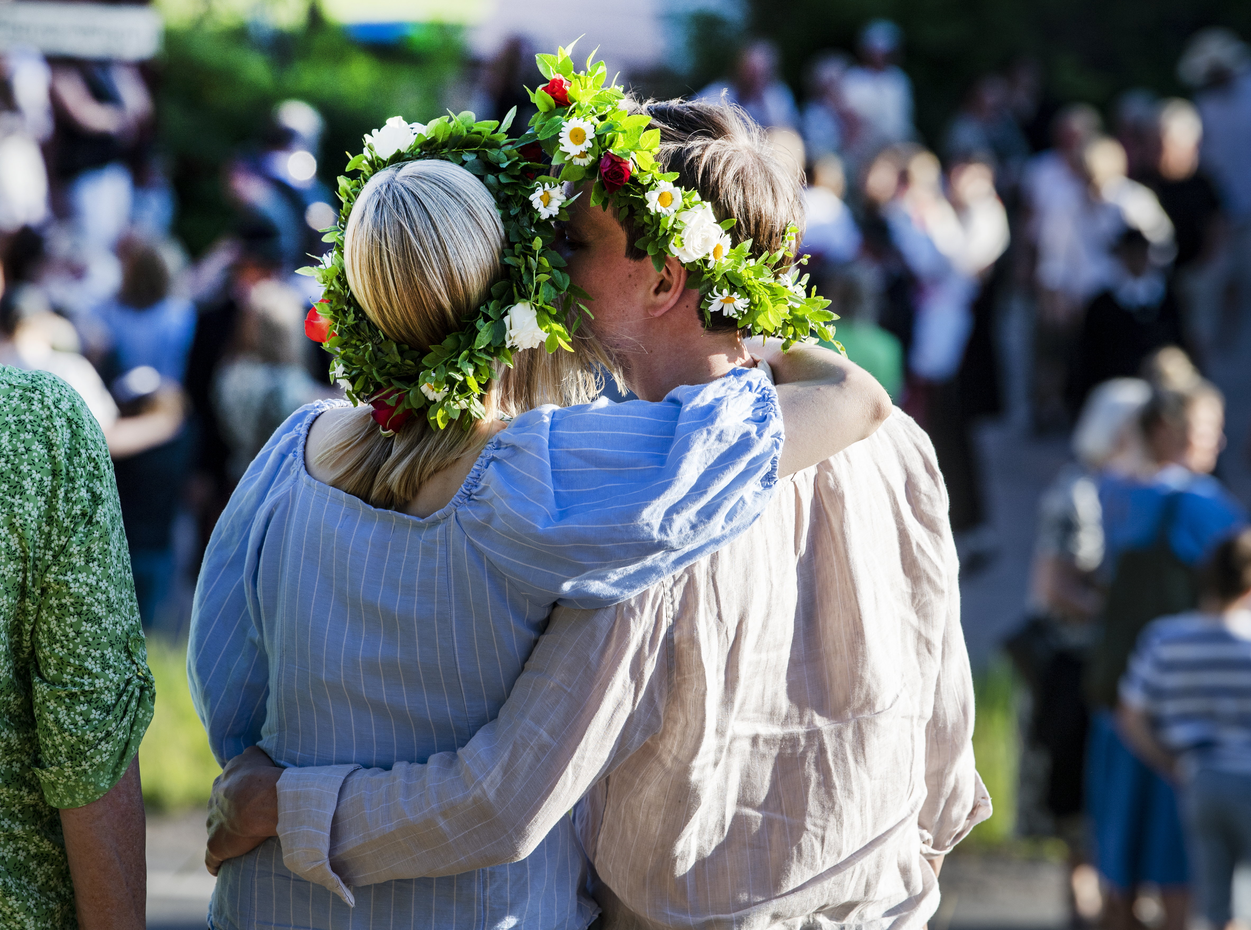 Varför Firas Midsommar - IndiaArmani