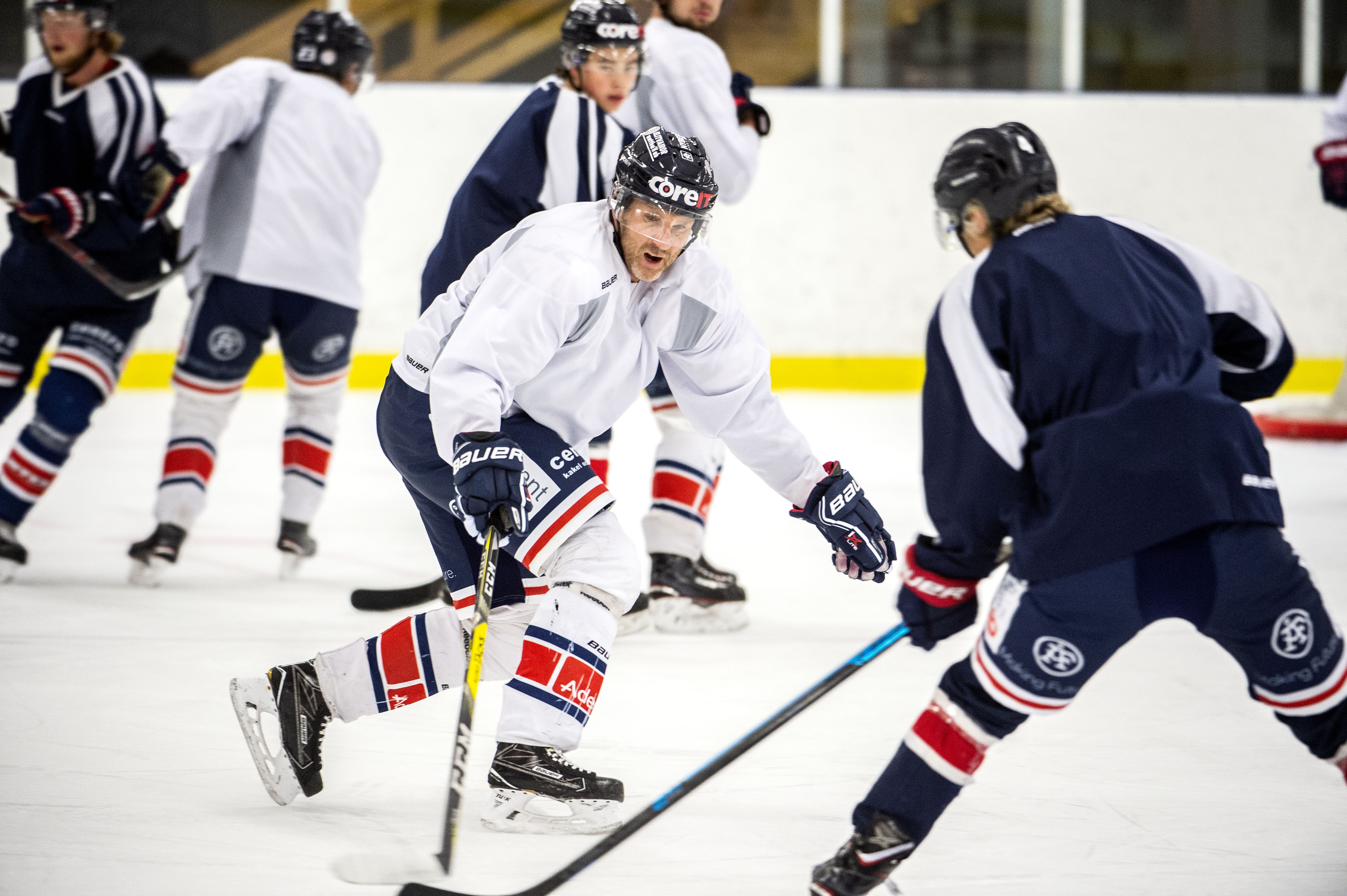 It was a bit crazy but positive, Conny Strömberg, who came off the ice wearing the Örnsköldsvik Hockey jersey on Wednesday.