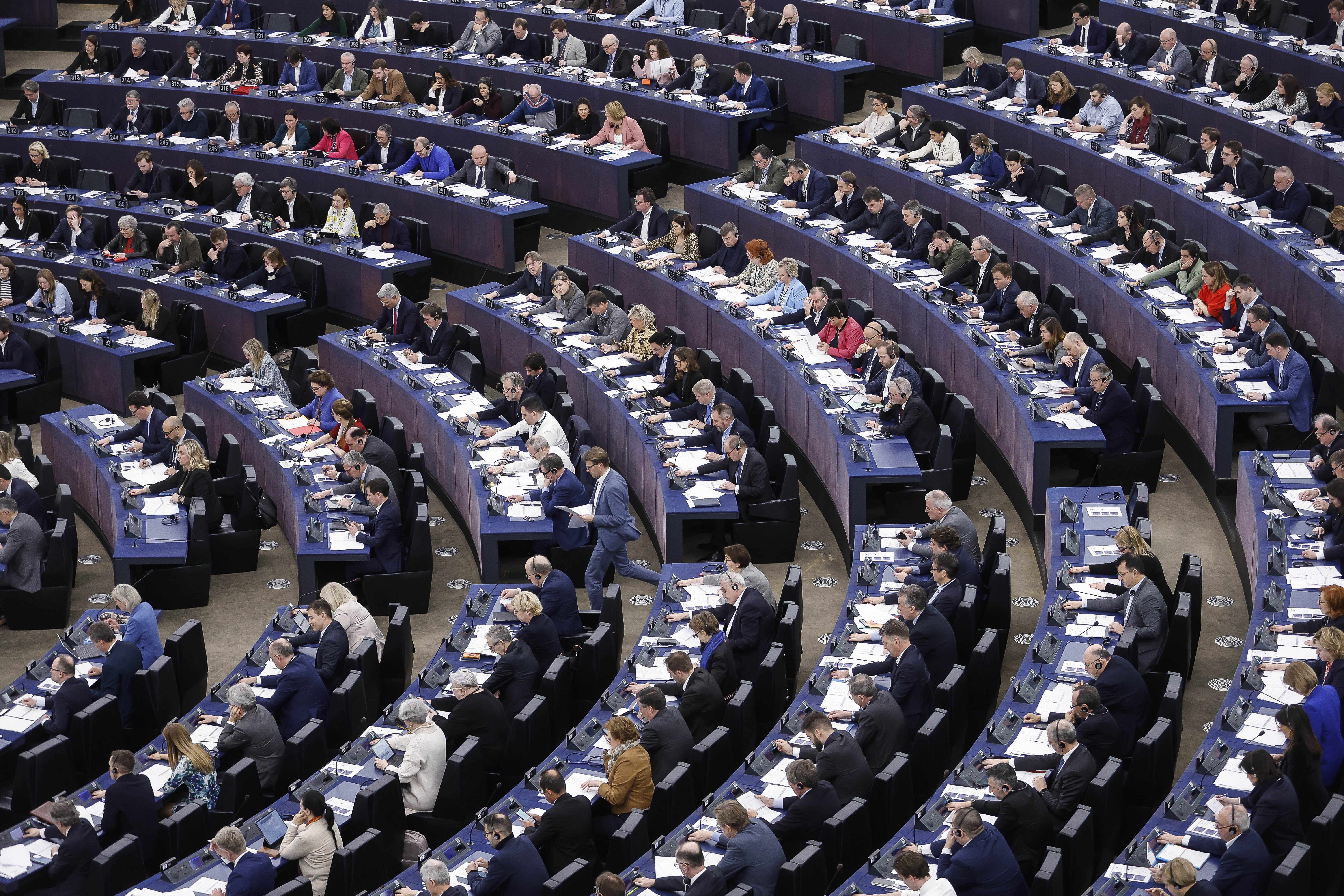 I veckan höll EU-parlamentet en miniplenarsession och hann bland annat rösta om EU:s nya hållbara och cirkulära textilstrategi samt CS3D, den så kallade due diligence-lagen.