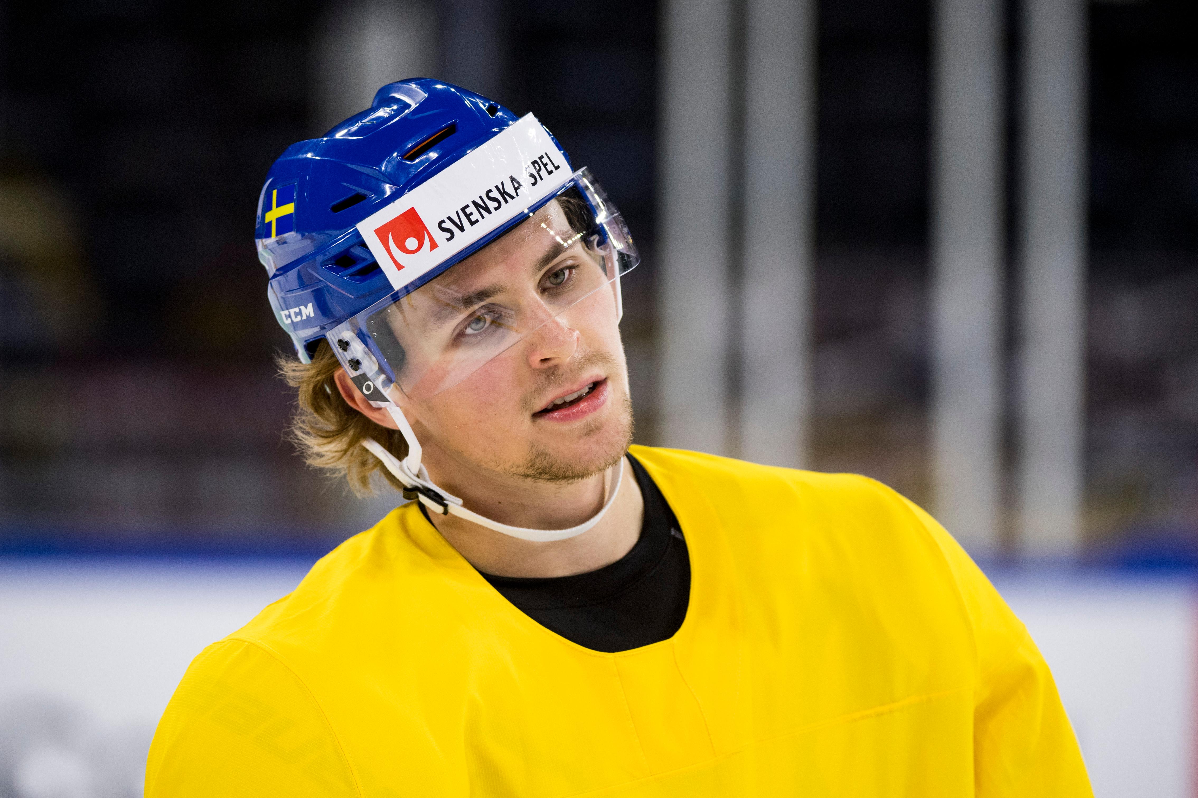 Adrian Kempe Tar Plats Bredvid Stjarnspelarna Far Chansen I Tre