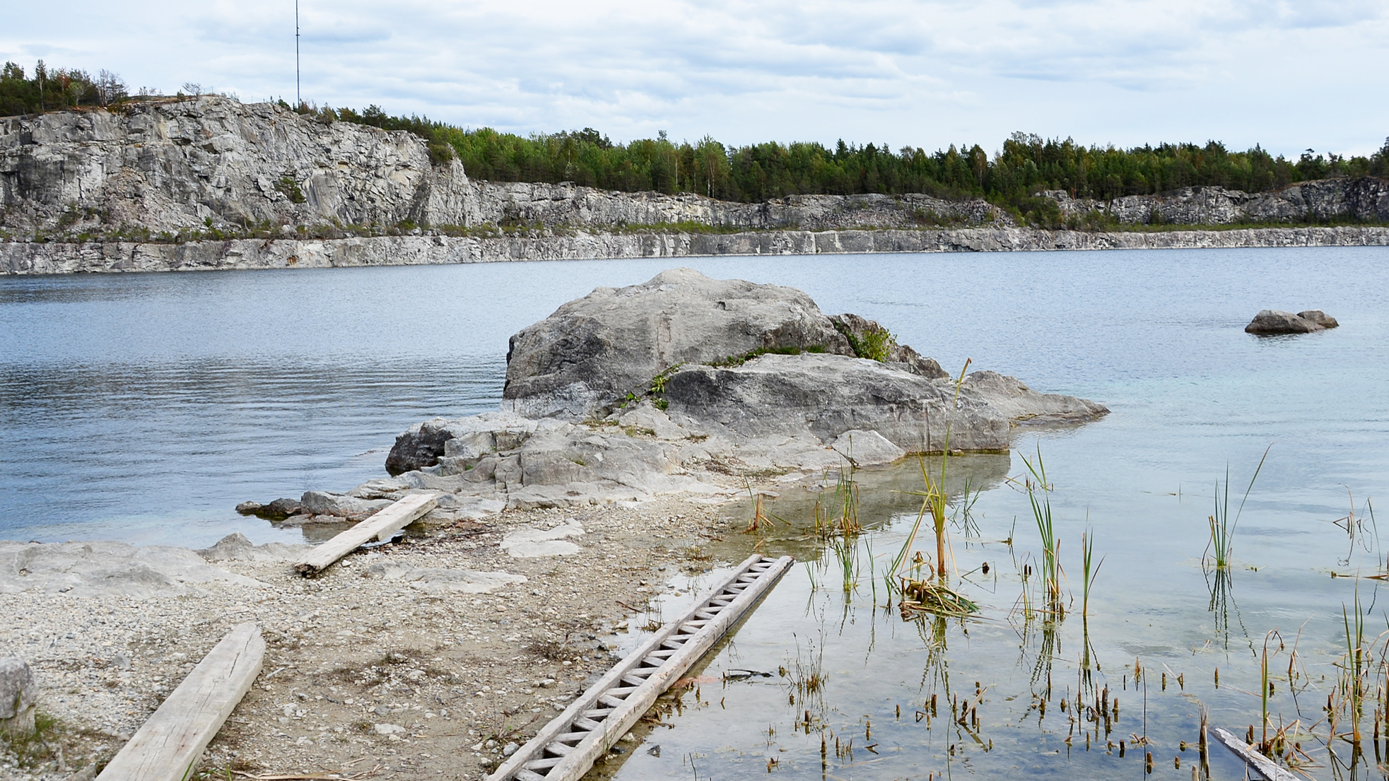 Stora Vika är En Speciell Plats Med En Speciell Badplats – Kalkbrottets ...