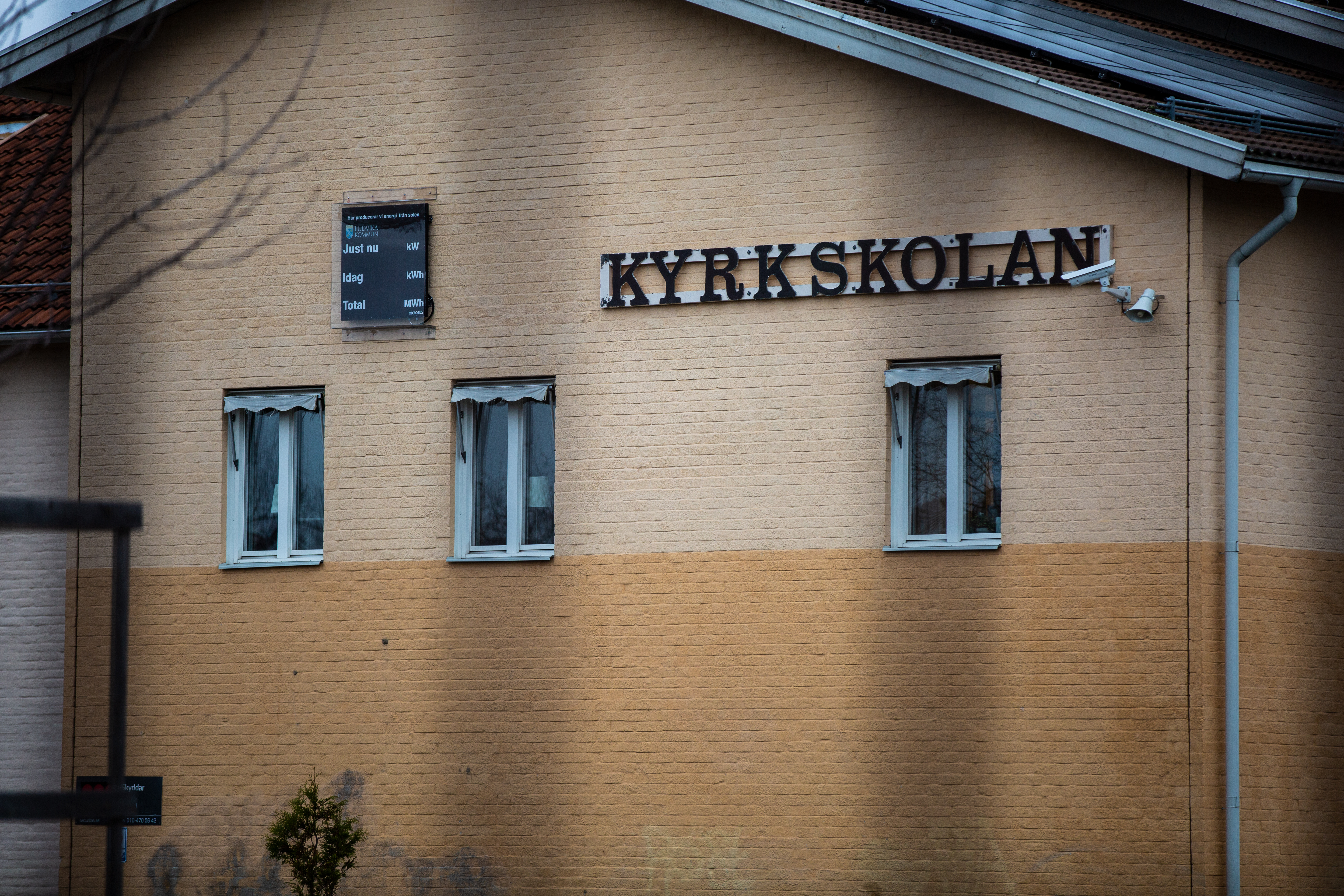 Upprinnelsen Till Kyrkskolans Stängning – Far Och Son Har Nu åtalats ...