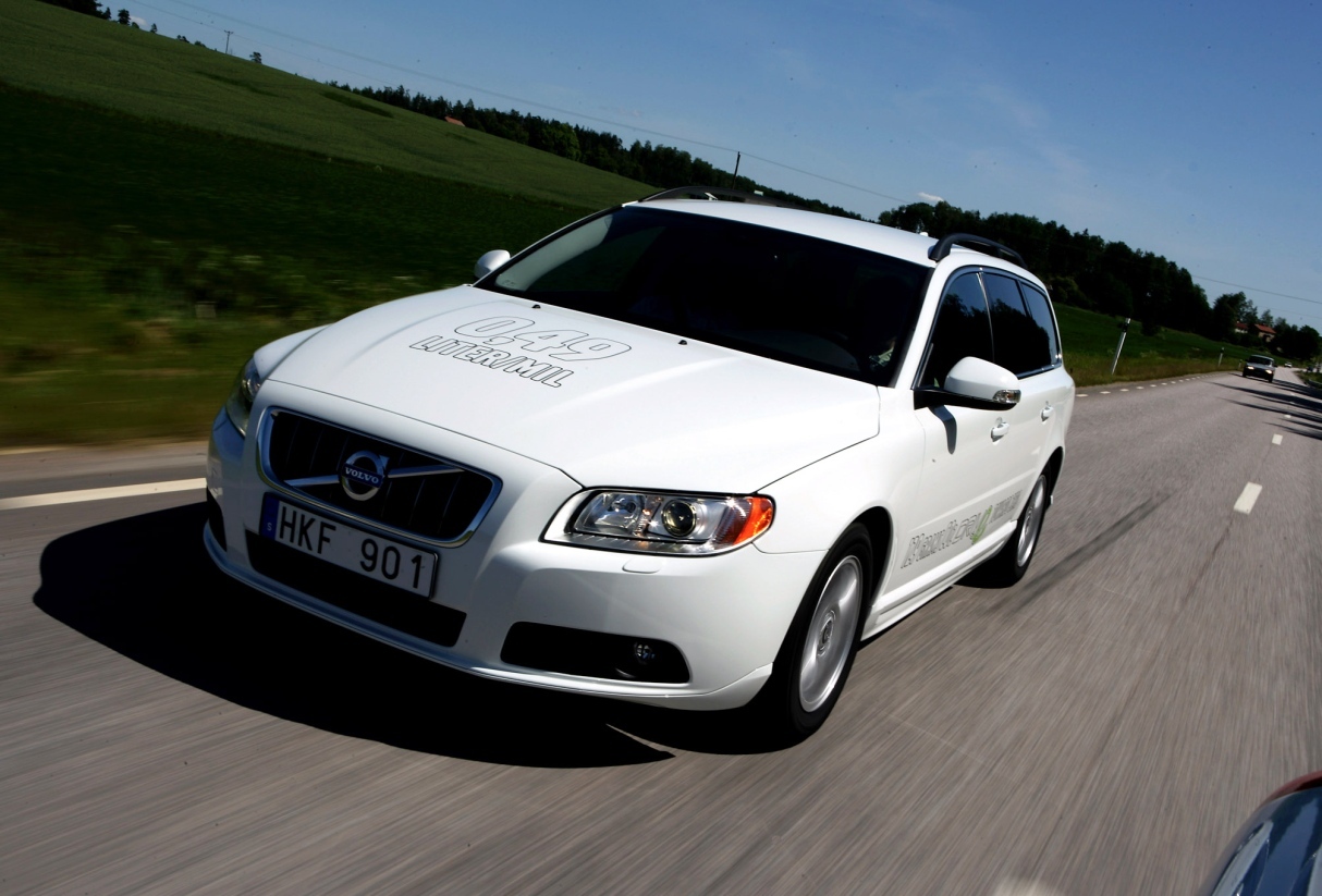 Volvos Nya V70 Drar Under Halvlitern