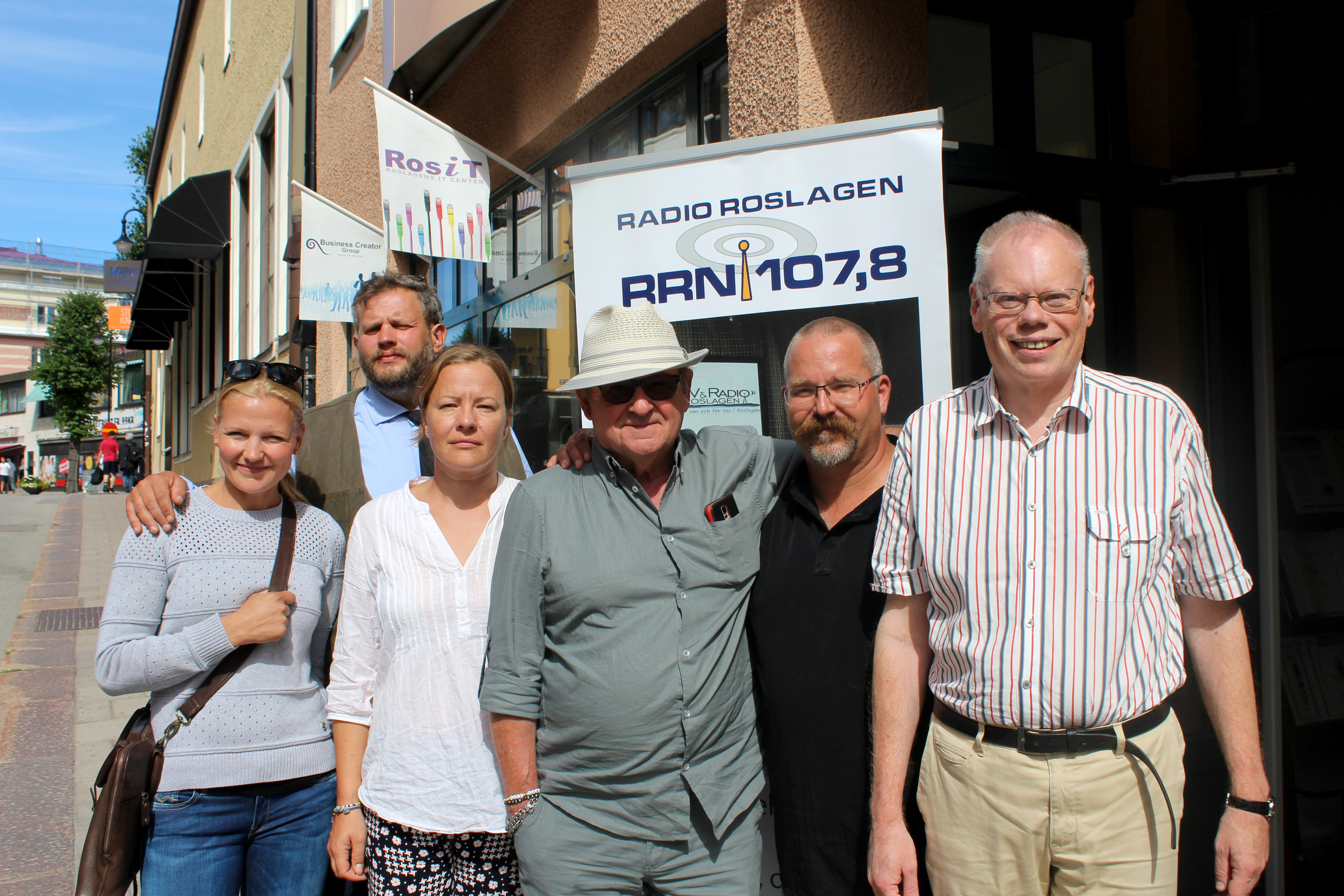 Här är gänget som tar över Radio Roslagen – ”Vi vill satsa på mer aktiv  sändningstid och utökad tablå” – Norrtelje Tidning
