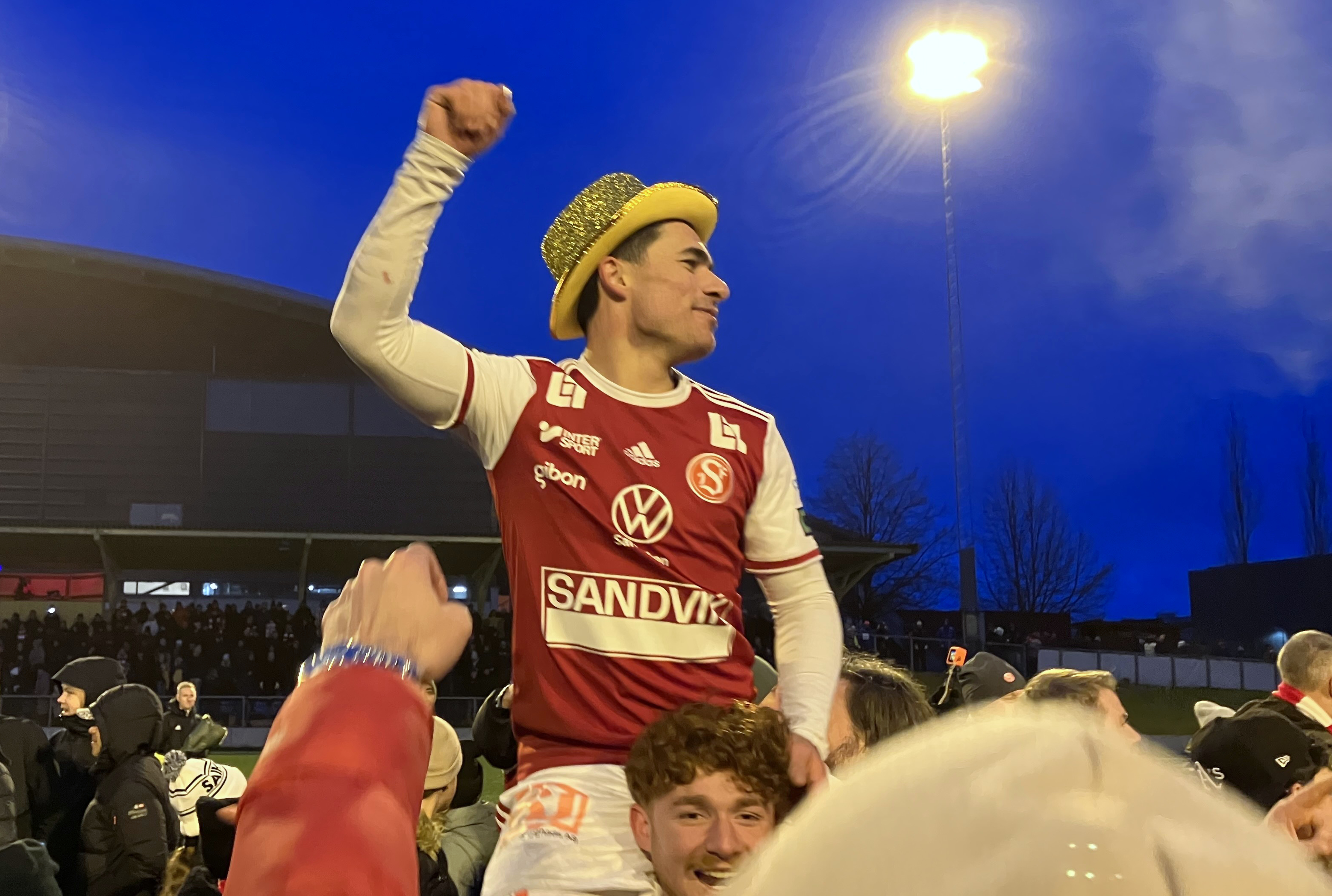 Promotion Party at Jernvallen: Sandvikens IF’s Triumph in Autumn – Analysis and Reflections