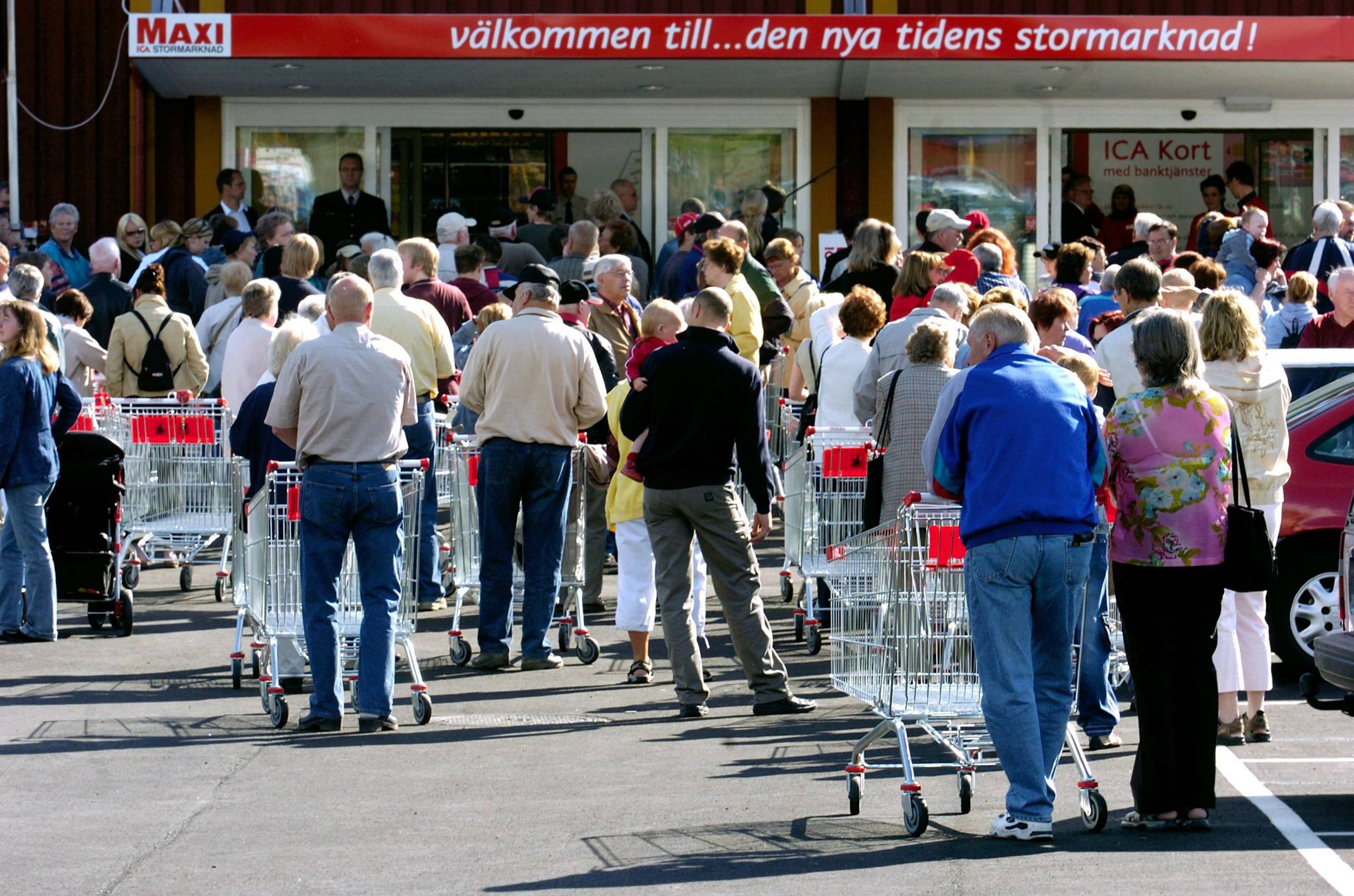 Ica Forlorar En Trogen Kund