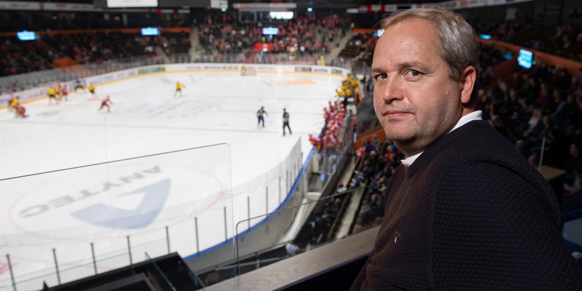 Brynäs: 
    Uppgifter: Modos sportchef kan återvända till Brynäs
  