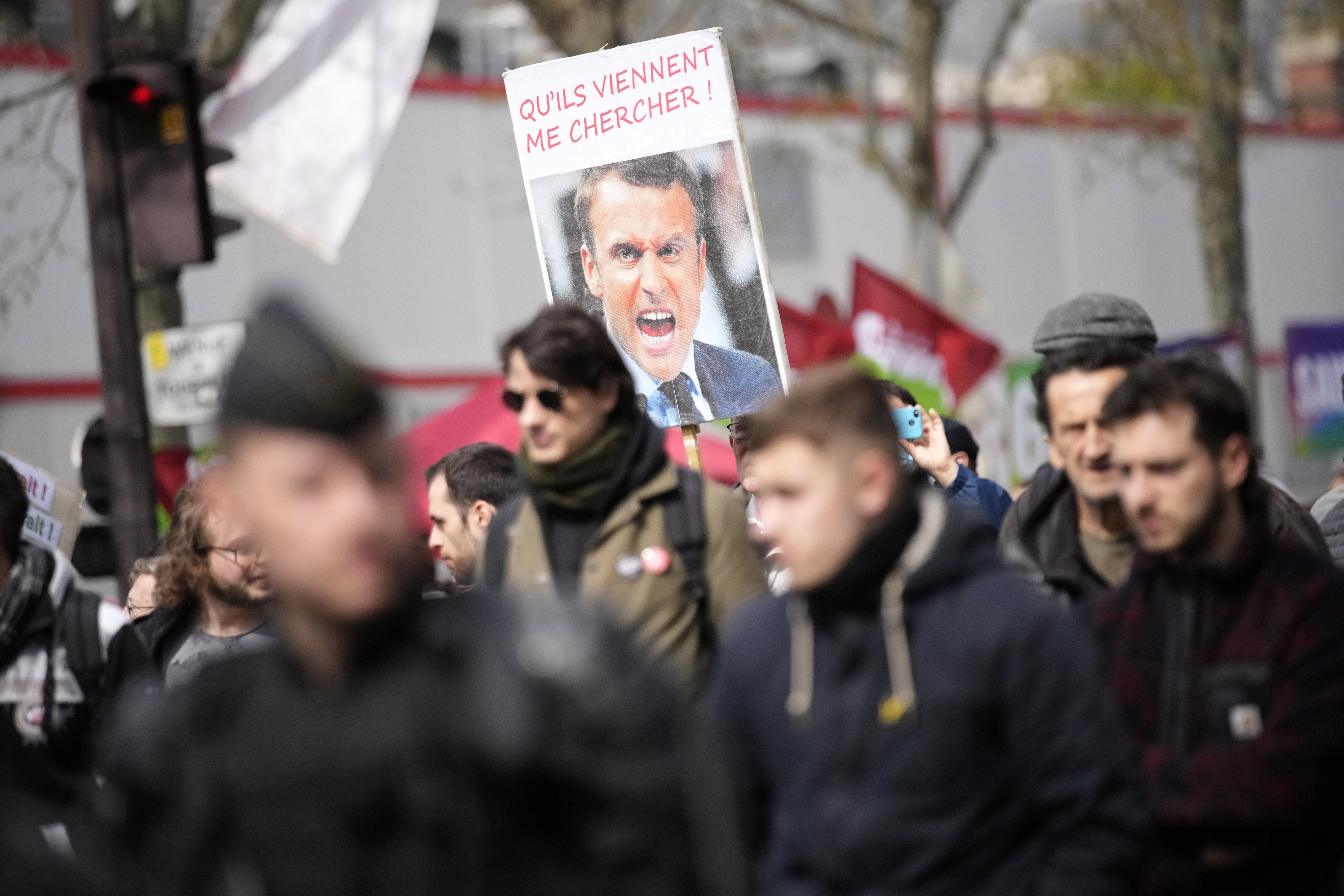 Protesters attacked Macron’s favorite pub – Sydsvenskan
