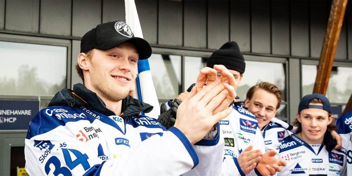 Leksands IF: 
    Lukas Enqvist representerade fyra olika klubbar i fjol – avslutade säsongen i LIF med avancemang till SHL: 
